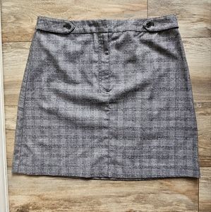 Banana Republic Mini Skirt. Size 8. EUC